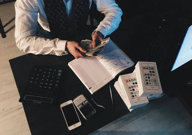 最新撲克策略與競技資訊 - 微扑克4